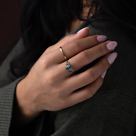 STO-6555--Lineage-Ring-1-Indicolite-Tourmaline-Color-Change-Garnet-Pear-Red-Sapphire-Oval-Ring-3