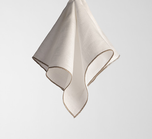 brown-trim napkin-2